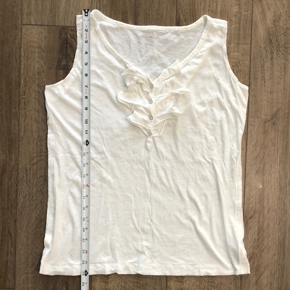 NWOT - EDDIE BAUER 100% Cotton White Sleeveless Ruffle Front Top - Picture 4 of 5
